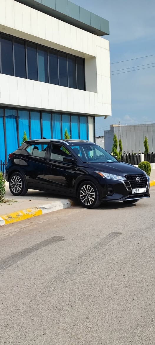 نیسان کیکس 2021 SV
سەیارەکە ۳ پارچەی بۆیاغە بۆنیت و چەمەلاغی لای سەکن و دەرگای سەیاق
دەرگایەکی گۆراوە بە بیلاد
گێڕ و مەکینەی بەشەرت
سەیارەکە زۆر خاوێن و جوان ماوەتەوە
سەنەوی تا 2029 تازەیە
0770 222 8859
0751 846 5216 رانية, السليمانية
