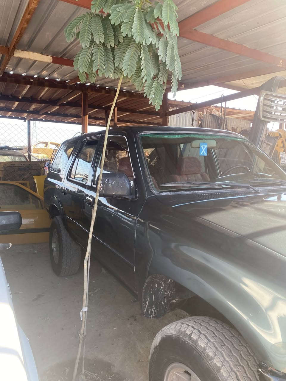 تيوتا رنر 4 فورويل موديل 90 صبغ عام في جماليه كفاله السياره سعر 25 وبيها مجال مكان بغداد التواصل ع الرقم ***********

