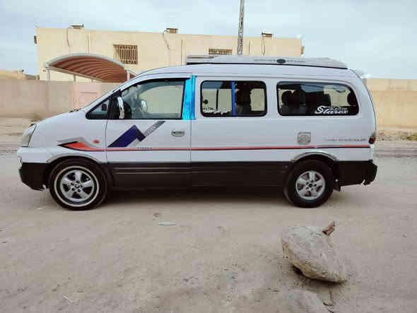 السلام عليكم
ستاركس موديل 2006 أصل تكمه وسنويه رقم بابل مشروع وطني 
محرك سوبر مفتوح شرط لا تبخير ولا تنقيص
كير حداديه خير من الله 
كهربائيات كلها شغاله 
مكفوله من الضربه والصبغ ماعدا الربع الي وره باب السلايت بيها طخه ومصلحه ومصبوغه 
الشواصي الكدام معمرات 
السعر 73
***********
