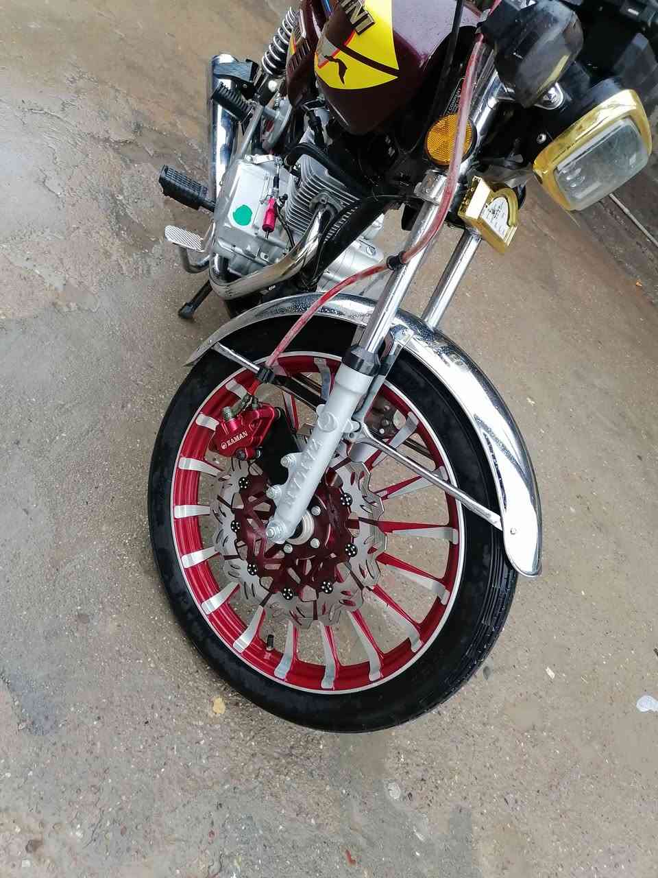 سلام عليكم دراجه سولينك 
مديل 25 زيرو بعده مكينه 200 
كهربائيات فول مكينه بشرط سويجات 3 +بصمه +منفيس اكلاج عنبر 
 سعر 750 بي مجال بسيط عنوان كركوك 
***********
