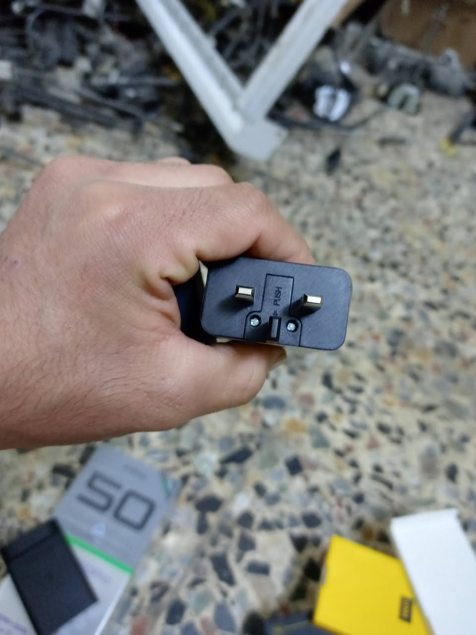 السلام عليكم ورحمة الله وبركاته
كارتون انفنكس كامل حت الماكسيف
السعر/35 الف فقط

شواحن سامسونج اصلي وكالة مال الترا
65 واط شحن سريع
السعر/35 الف فقط

مكاني بغداد البلديات
شاري اتصل ***********
توصيل ماعندي اعتذر
والأسعار جوا الشوك شرط
والماعنده على حسابي
