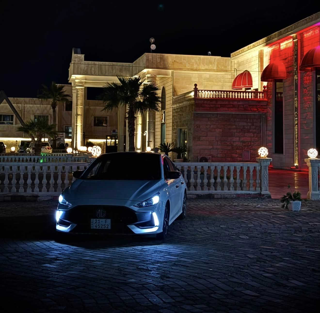 سلام عليكم MG GT2024 للبيع سياره جديد  ربع باب خلفي  صبخ بدون داخل سياره فول كمليات جاهز سعر 100 وا بيه مجال  رقم موبيل *********** مكان كركوك.
