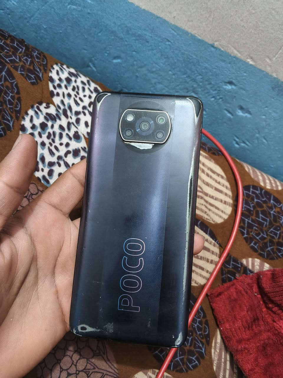 بوكو إكس 3 برو
ذاكره 128
شاشه 120 هيرتز
صحه البطاريه 100
ببجي 60 فريم سلاسه فول مال العاب 
كاميرات كلشي شغال
صوت اتصال نت لمس خط سبيكر كلشي شغال
الجهاز فقط مبدل شاشه اصليه وياه لزكه وكفر هديه 
السعر قفل 85 السعر ثابت اخوان
مكاني بغداد العلاوي
***********
