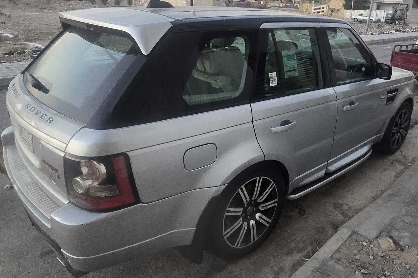 تحية طيبة 

رانج موديل 2008 امحدث 13

محرك عادي المرغوب

رقم بغداد تحويل ثاني يوم 

شاشة لمس كامرة 

سيارة كلها على ابلاد 

جاهزة كير محرك كفالة 

صدر امامي خلفي جديد 

كهربايات جاهزة مجهزة

تخم تاير جديد 

مكفولة من الظربة 

بيع امراوس حسب القناعة 

السعر المطلوب 110 وبيها مجال 

مكان السيارة بلكوت مركز مدينة 

/***********\***********
