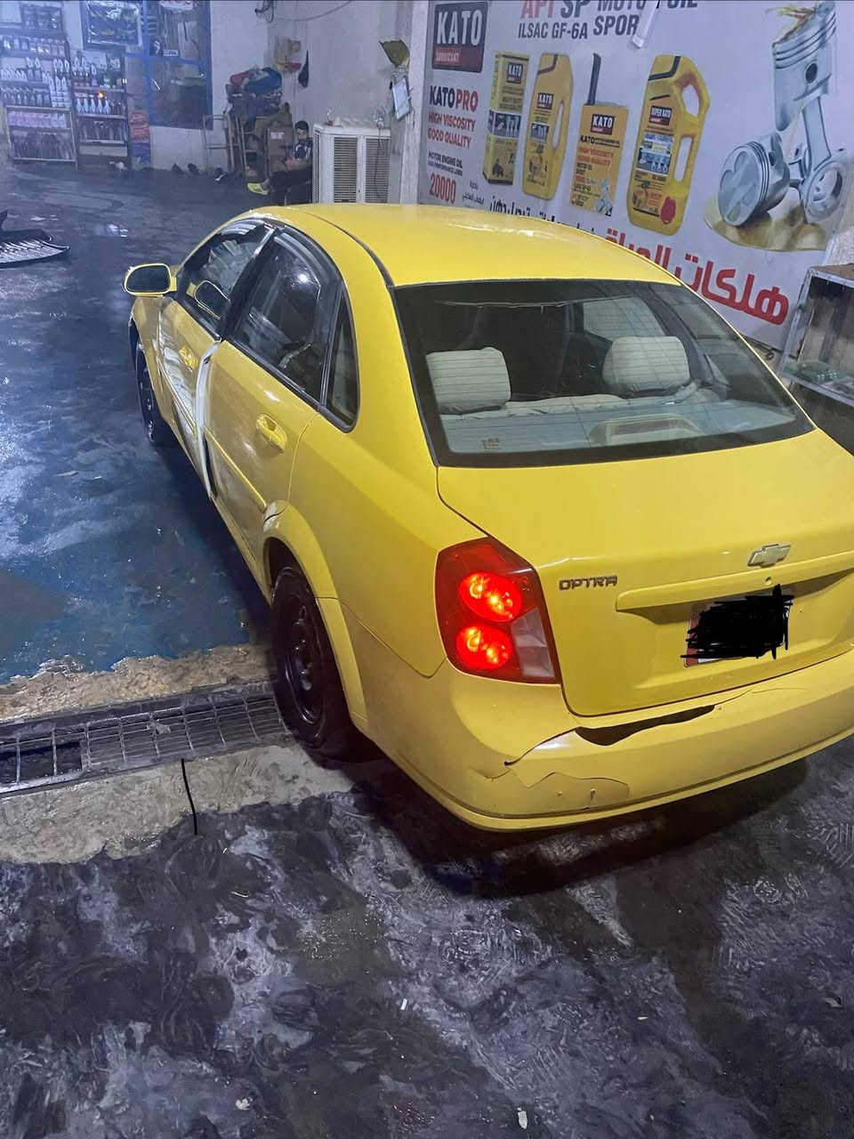 اوبترا مديل 2007 السنوية الحد 2030 صاحبها مسافر ويرجع احولك تريدها بدون تحويل مو شكال السعر 35 بيها مجال السيار مال جناي


**إذا كنت صاحب هذا الإعلان وتريد حذفه لأي سبب، رجاءا أرسل رسالة إلى الدعم الفني**