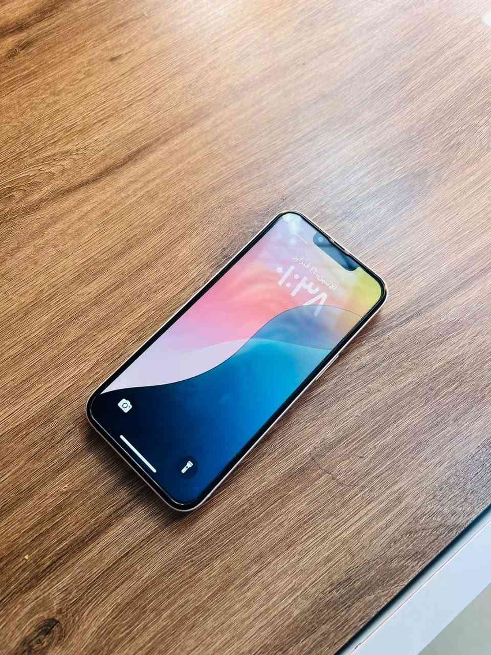 ايفون 13 عادي ❤️
ذكره 128 جهاز نضيف 
مبدل بطاريه فقط اصليه 
جهاز وكع وكف الفيس ايدي 🤎
وكامرات خلفيه شكل تشتغل ساعه لا ❄️
سعره 300 بي مجال شراي يتصل مكلف ب نشر مكاني واسط كوت 
0789 384 2644❤️
