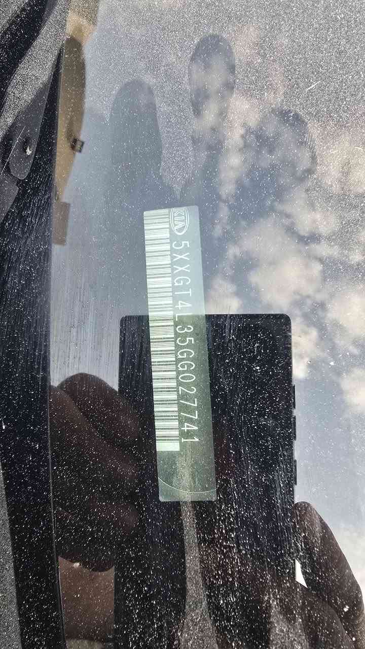 سلام عليكم  اوبتيما  بغداد  سنويه لحد 28 وراد امريكي  موديل 16 شكل 17 
بيها 3 قطع بدون دواخل  
وبيها منضومه غاز ⛽️  قبل شهر ونص شديتها حكومي وبيها ضمان سنه صيانه مجانيه  
راديها  ب 115 وبيها مجال للطبين 
***********
