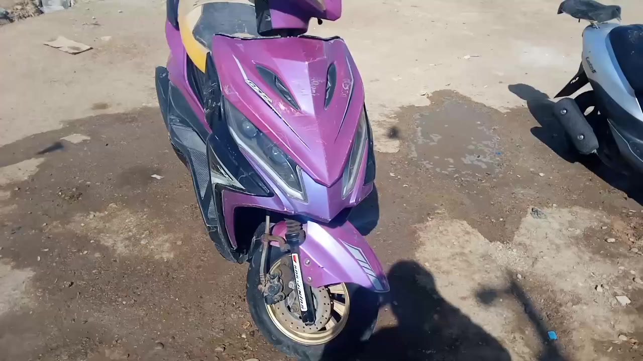 سلام عليكم شباب دراجه  اف اس نصافه فول المكان ميسان السعر تلثميه وخمسين وبيه مجال لشراي الشراي يتصل عله الهاتف ***********
