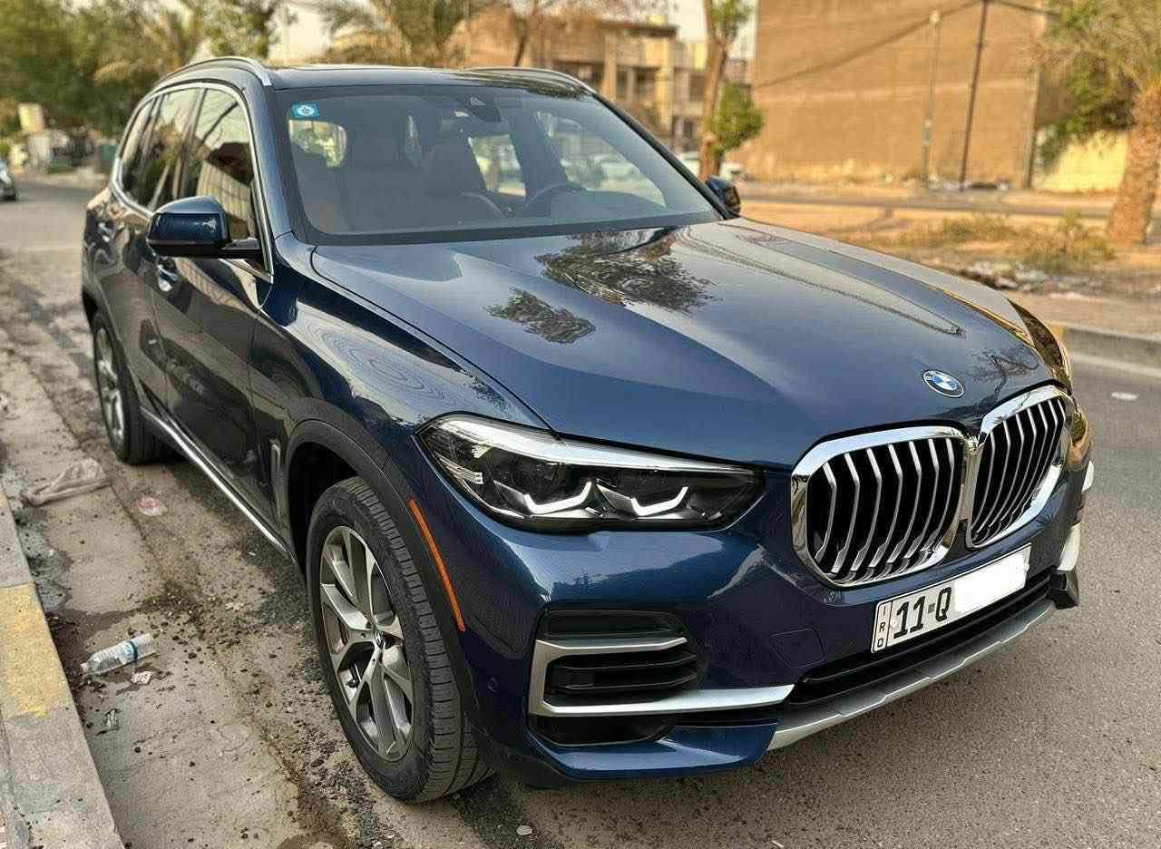 السلام عليكم 

‎‏BMW X5 40i xdrive 
‎
‎موديل : 2022
‎رقم بغداد الجديد
ماشيه 51 ميل  
‎ محرك 6 سلندر 3.0 توين توربو
فول مواصفات 1/1
بانوراما
داخل مشمشي
داتا شو ‎
كامرات 360 درجة
مساج كشنات 
‎بريك بصمه 
‎كشنات اماميه كهرباء هيتر و تبريد
‎حساسات خلفي و امامي 360 درجة 
شفتات ستيرن 
‎كشنات جلد 
‎ لايتات عدسة زينون داينمك مع ستيرن
‎رادار مرايا امامي و خلفي
‎قيادة ذاتية
نظام الاصطفاف الذاتي Auto parking 
‎هاند بريك كهربائي
‎لايت عدسه متحرك مع الستيرن 

الحادث ابواب ثنين فقط عكس السايق مبدل 
ومصبوغ و شبر بارد بالجاملغ يم الباب الخلفي

ايرباك بردة فقط وراجع سستم

مكان بغداد
*********** بغداد, العراق
