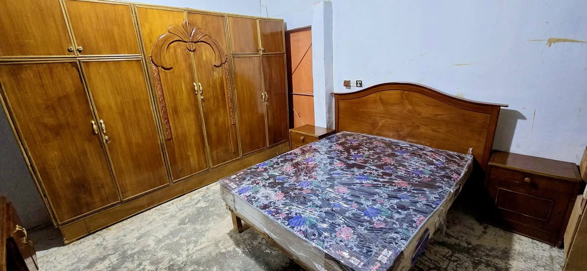 اثث بيتك بأنسب الاسعار سعار الشمال 🌹 
غرفه نوم صاج نضيفه السعر 425وبيها مجال 
صلاح الدين ناحية العلم قرية الربيضة خلف مدرسه سومر للبنين 
***********
يوجد خدمة توصيل داخل المحافظة فقط 🚛
