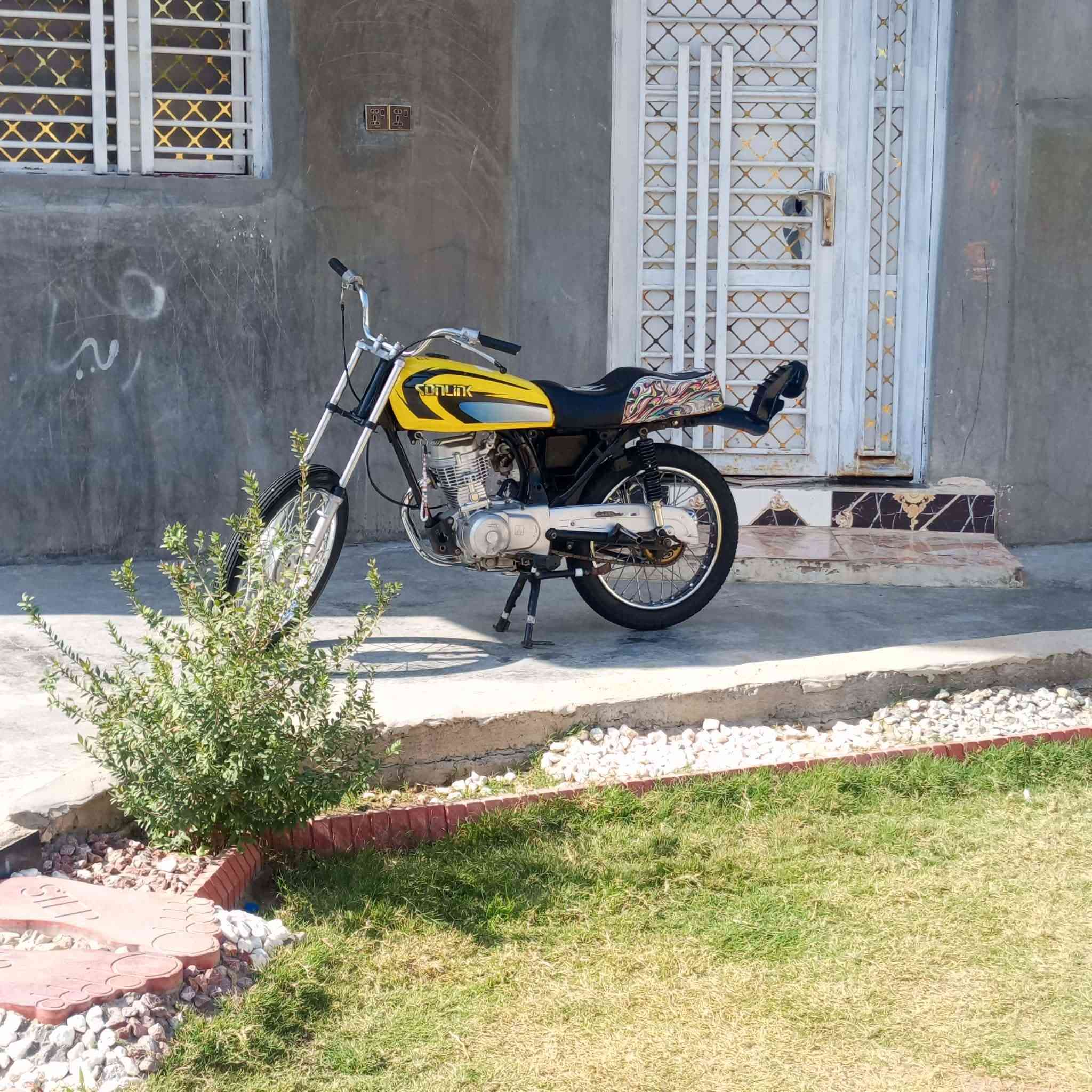 دراجه للبيع اوراق***********
