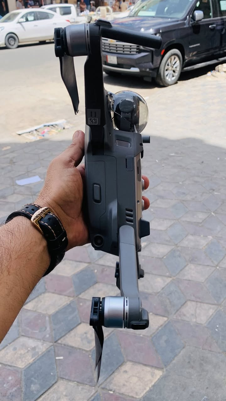 مرحبا اخوان عظم الله أجركم بمناسبة قرب شهر محرم الحرام طائرة درون تم صيانة وتم العرض للبيع
لأصحاب المواكب والمسيرات لطريق الامام الحسين 
البيع حضوري لايوجد توصيل بدون اي ظرر السعر. 600


**إذا كنت صاحب هذا الإعلان وتريد حذفه لأي سبب، رجاءا أرسل رسالة إلى الدعم الفني**