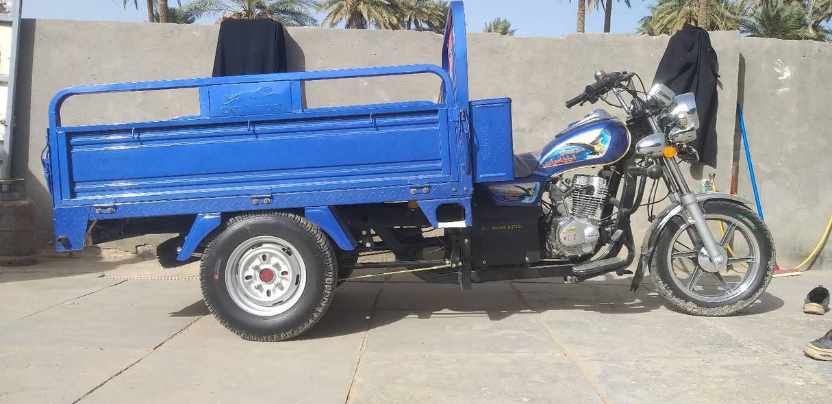 سلام عليكم ستوته للبيع نضافه فول فقط شخطات بلاديات بسيطات ماكني ديوانيه ما متواجد فيس اتصل وتدلل ***********
