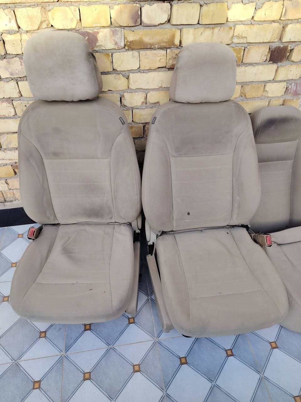 السلام عليكم كشنات جارجر مستخدم البيع السعر   125وبيها مجال نضافه85 بل ميه العنوان  ذي قار قلعه سكر تصال ***********
