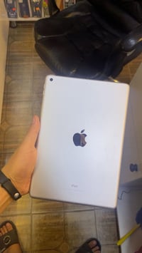 ايباد 9 ذاكره 64 بطاريه 92 الجهاز نضيف  سعر 250 مكاني بغداد الدوره شار...