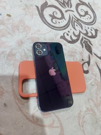 آيفون ١٢ • ٦٤ • بطارية ٩٨٪