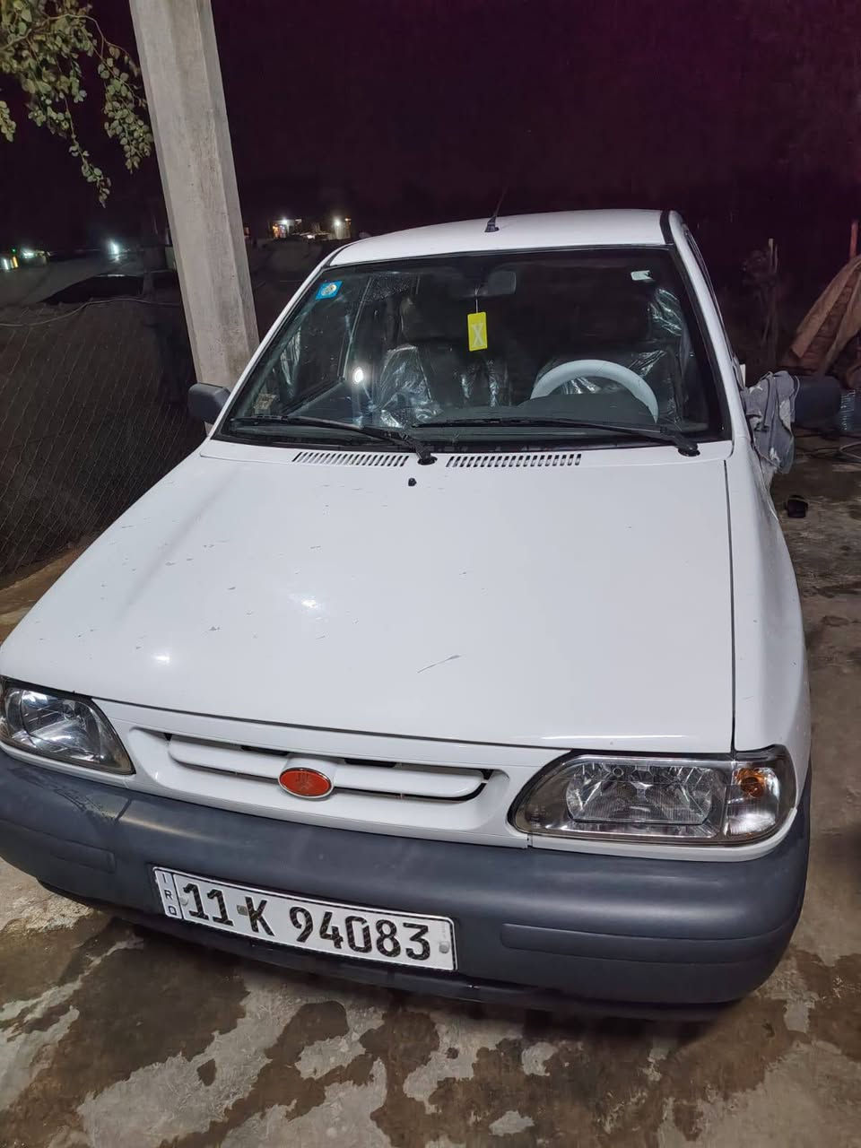 السلام عليكم سيابا موديل 25 ماشيا 2000سياره بيه رشت تيزاب طك الباتري عليه بنيد وباب صفحت السائق وخافي وشوي نثر ع الصندوك السعر 69رقم الواتس شغال  7716319082
