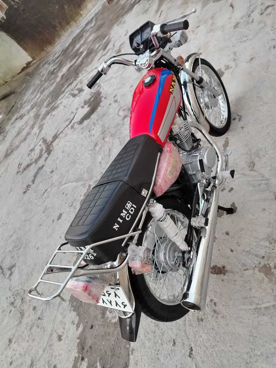 سلام عليكم نامه 4كير نضيفه مكاني غزاليه السعر 400وبيها مجال او مراوس بوكسر واطي فرق
***********
