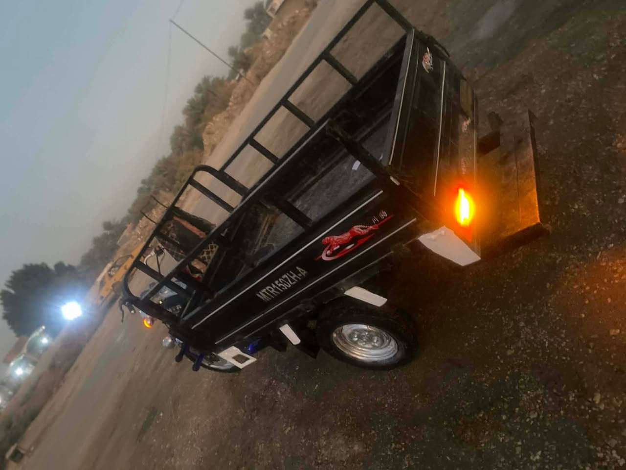 السلام عليكم ورحمة ستوتة ام تي ار للبيع موديل14 أوراق اصولي ورقة وكيل بيهة شاصي مكفول محرك نضيف كهربائيات شغالة بدي نضيف دبلات شغالة دبلات خلفي أربعة كاملة السعر 850 وبيه مجال العنوان بابل الحمزة الغربي للاستفسار‏‪0787 983 2634‬‏
