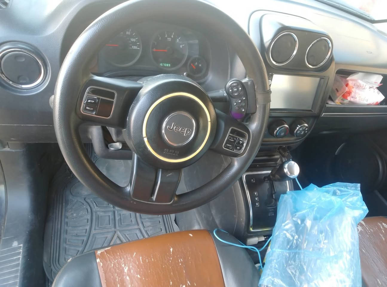 السلام عليكم للبيع اومراوس بسياره جورني معلومات عن سياره موديل 2012بسمي رقم نكليزي بغداد ظرره بصيط بل هلال جاملغ امامي جهت لعبري وجاملغ الخلفي بيه ظربه بصيطه بدون معجون بدون تبديل مرشوش فقط صبغ باقي سياره جاهزه مكينه 2.400المرغزب ناعم ونشط شرط كير شرط 6نمره حداديه شرط تخم تاير جديد فقط تبريد كمبريس عطل العنوان الديوانية مركز المدينة هاذه رقمي وتساب وتصال ***********السعر 90وبيه مجال وتدللون
