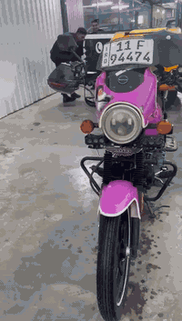 السلام عليكم دراجه دايوان كلاسك نفخ 2023
مرقم بغداد بأسمي الدراجه
مكينه خير من الله مكينه ناعمه
ناضفتهه 99‎%‎
كامله من كلشي يشهد الله ربع متذب عليهه
✅تاير امامي خلفي جديد
✅دسكات بنزات زنجيل جدد
✅عليهه أدامه كامله جديده
✅دهن قبل شوي بدلت كله امزويل
✅حافضات مال ادين ام اللد 
✅بومه عدد ثنين الاصلي
✅لايت عدسه ثلاثي الاصلي ابو المراوح
✅عالي ناصي مال ماصده مفول
✅فيدراليات خلفيه وي البريك وي الاشاره
✅اشاير الدراجه اربعتهن فلاش 
✅جامه اصليه
✅سماعه بلوتوث
✅منفذ شحن
✅ستاند تليفون ابو الشمسيه
✅كلچاتهه جدد
✅مكينه شلعه معدل 
✅سويج سچينه عدد 2
✅فلنجه اماميه جديده
🔴دراجه مناقصهه برغي الله يشهد
العنوان //بغداد //المدائن
السعر 2550وبيها مجال ***********❤️‍🩹✨️
