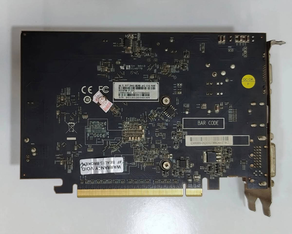 كارت شاشه AMD
R7 240 2 g
بدون منفذ طاقه
مفحوص وجاهز
السعر 35 شامل التوصيل


**إذا كنت صاحب هذا الإعلان وتريد حذفه لأي سبب، رجاءا أرسل رسالة إلى الدعم الفني**