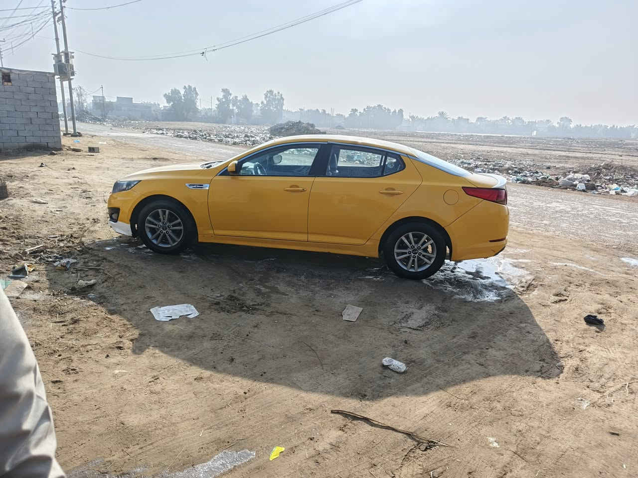 السلام عليكم
اوبتيما موديل 2011 وارد كوري 
كفاله عامه سيارة جاهزه حداديه 
تبريد تخم تاير سنويه جديده 
بسمي تحويل مباشر السعر 100
وبيها مجال قليل(مكلف بالنشر) 
***********
