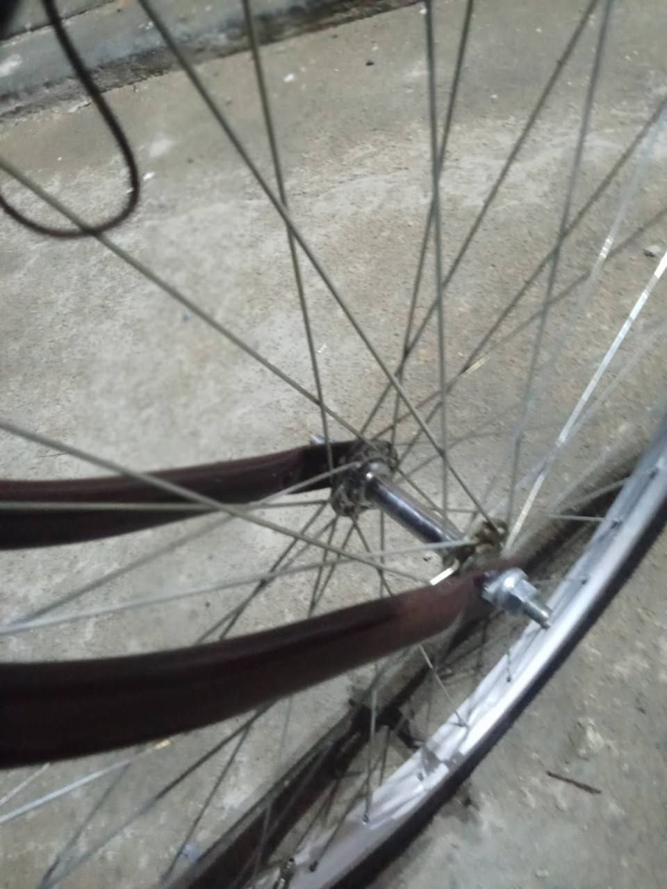 بايسكل الببع أو امراوس 150وبي مجال حك اجيه قفل 145صالي 3ايام من نزلته من كرار ابو انقش الون ككوي🤎 زلخ ما بيه موديل22 اشهر8...  المكان مكرمه عامود 20قرب اكريت مول...


**إذا كنت صاحب هذا الإعلان وتريد حذفه لأي سبب، رجاءا أرسل رسالة إلى الدعم الفني**