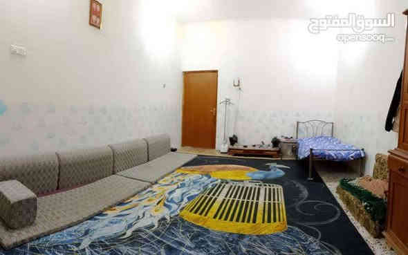 السلام عليكم    🏡✨ بيت للبيع – قضاء أبي الخصيب / الحي العسكري ✨🏡
للبيع بيت مساحته 200 متر 🏠

بناء ثرمستون + ملبوخ 🔨

واجهة على شارع 30م 🚘

📍 تفاصيل البيت:

🛏️ غرف نوم عدد (3)

🚿 حمام داخلي + حمام خارجي

🛋️ دوانية + استقبال

🧱 الأرضيات كاشي

✅ البيت ملك صرف باسمي
بناء سنه 2011

✅ موقع مميز – جاهز للسكن مباشرة

📍مقابيل كليه الاداب الجديده

وجوازات و المحكمه

💰 السعر: 140دينار عراقي (قابل للتفاوض )

📞 للاستفسار: ***********
