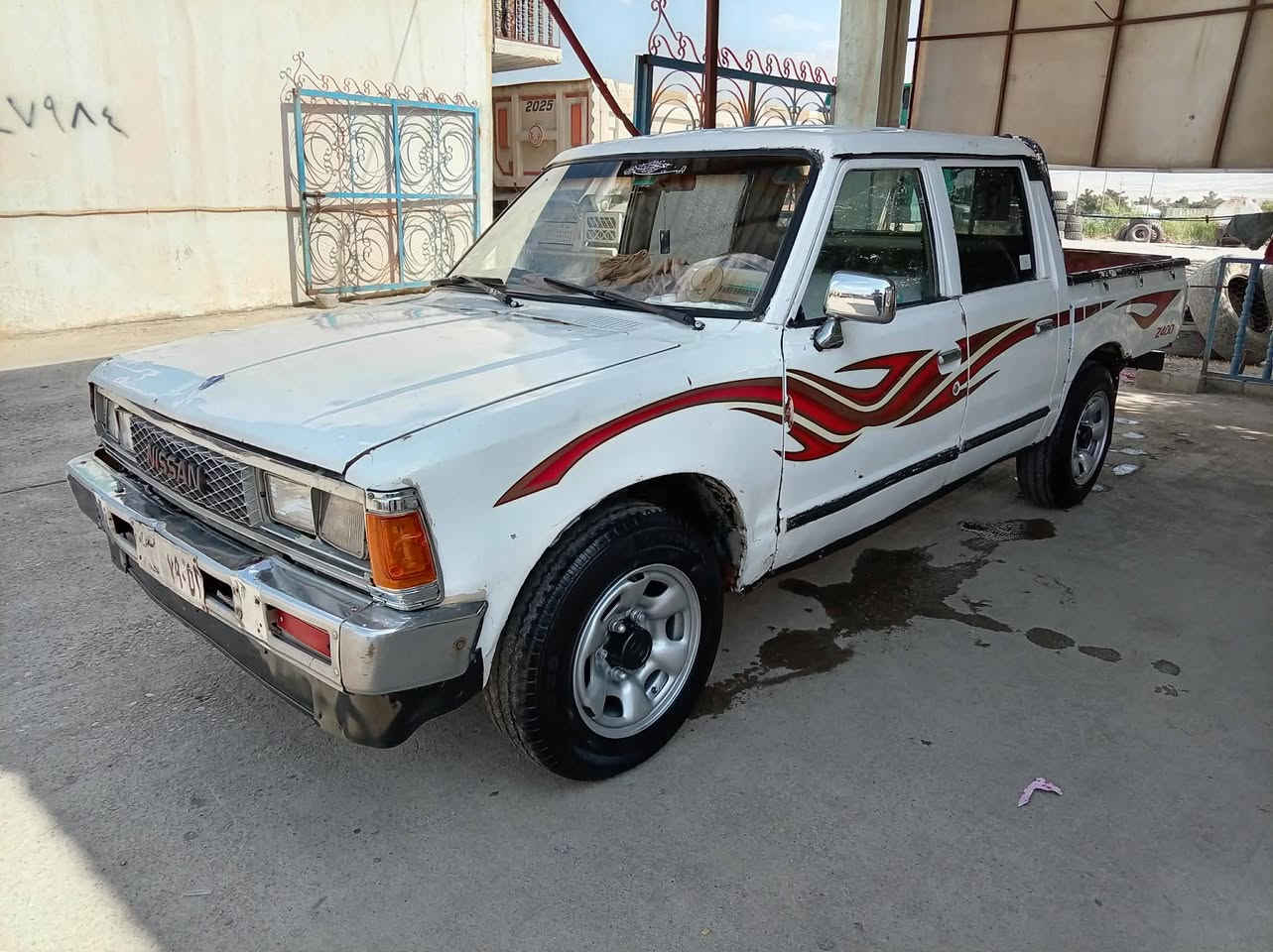 بیکاب نیسان مودیل ١٩٨٤ گیڕو مه کینه ی بی عه یب ئارمی پلاستیکی سلیمانی سه یا ره که مالی که سابه ته و مالی دۆسته گۆرینه وه ش ئه که م له سه ر دلکرتن
سعر  15 گەلاو مەجال

***********
