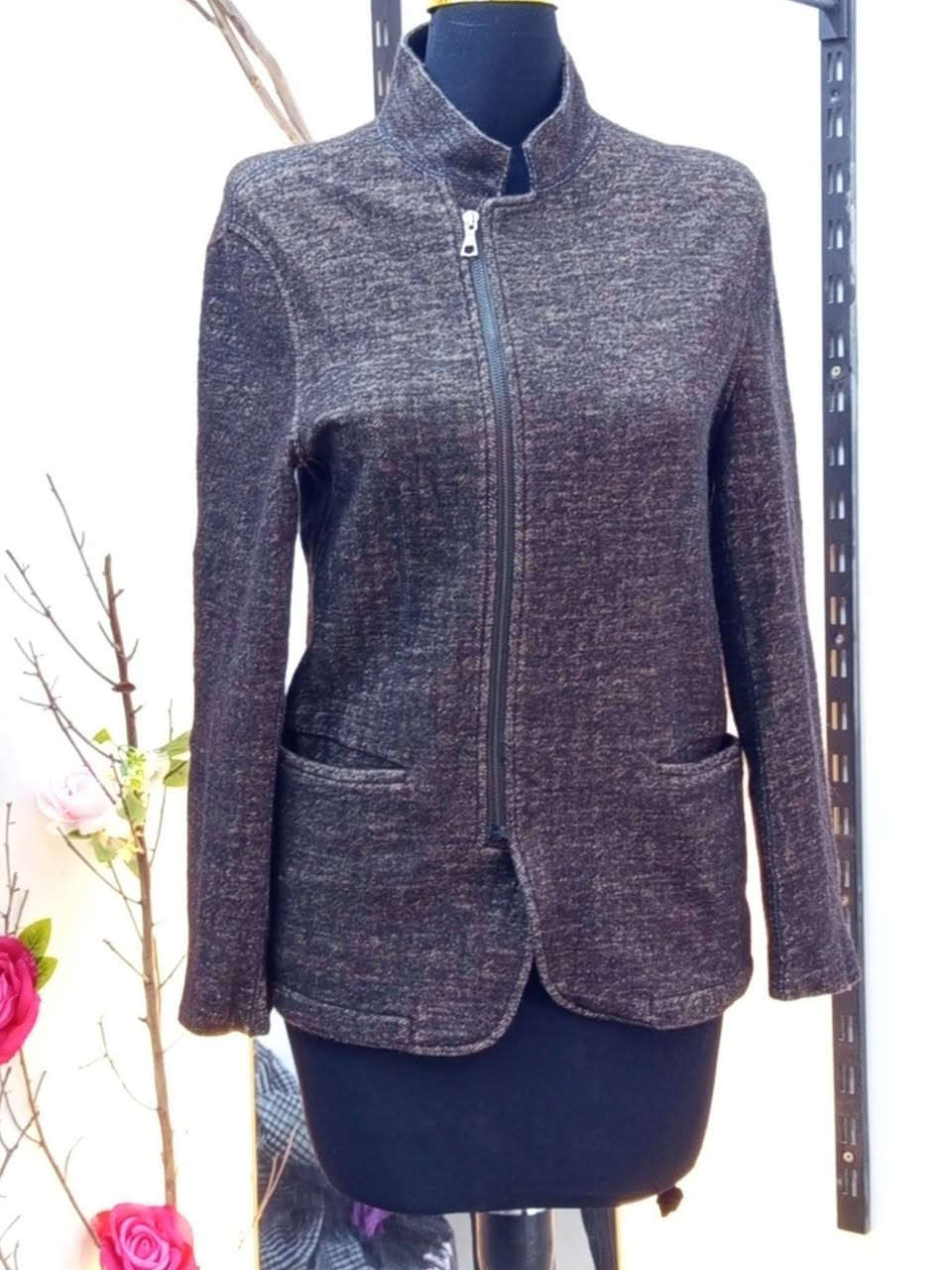 مرحبا بنات اليوم باقي اخر كم قطعه كوت القطعه على ٣ و ٢ ب ٥ الي يعجبكم صورو دزو واتساب ***********1
 أو فيس بوك اتشرف بيكم حيل حلوات وراقيات وانيقات
اكو توصيل داخل منطقه مجاني وخارج منطقه توصيل ٥


**إذا كنت صاحب هذا الإعلان وتريد حذفه لأي سبب، رجاءا أرسل رسالة إلى الدعم الفني**