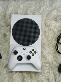 سيريس س • بيه خلل • واير جديد