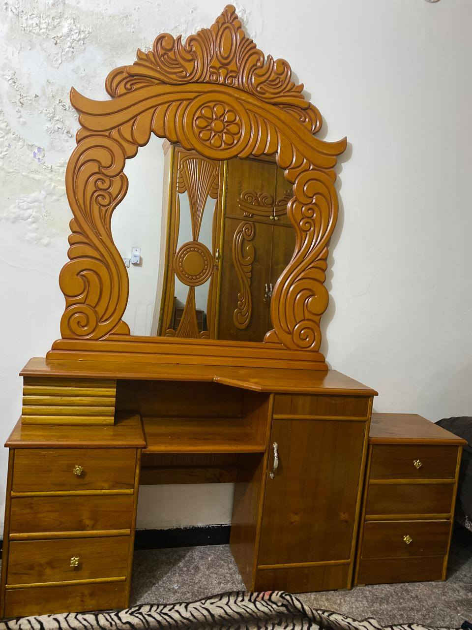 غراض منزل للبيع الدورة شر،طة ابو طيارة
***********
