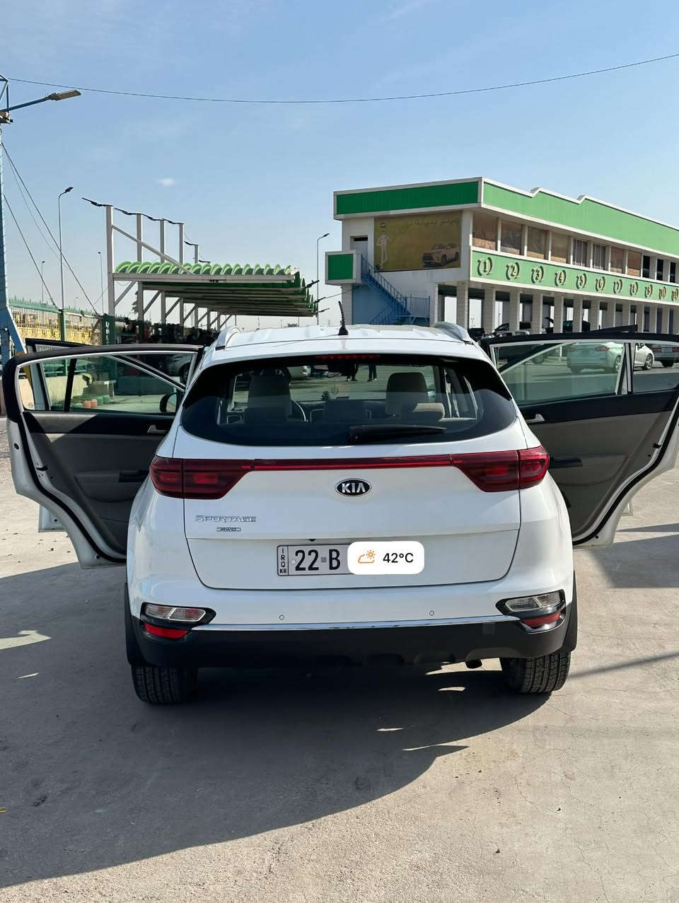 سبورتج 2020 AWD
خليجي كفالة عامة
رقم اربيل تريد وكالة تريد تحويل موجود
بيها بارد بسيط جهة السكن
ماشية ١٤٧ كيلو
نظافة فول 
اشاير بالمري
فول تحكم ستيرن
كروز مثبت سرعة
نضام سياقة سبورت وايكو ونورمال
نضام نزول منحدرات
5 ويلات 
كامرة خلفية
حساسات خلفية
وكلشي واضح بالصور
السعر ١٧٧


**إذا كنت صاحب هذا الإعلان وتريد حذفه لأي سبب، رجاءا أرسل رسالة إلى الدعم الفني**