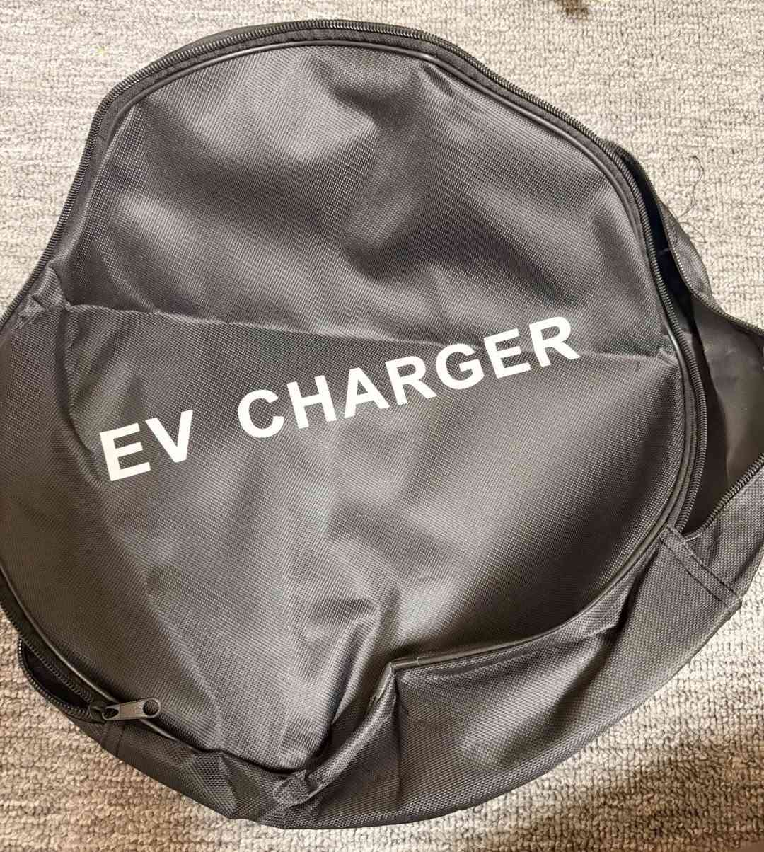 شاحنه BYD بيها نضام ايرث و نضام حمايه 16 امبير متغير ضمان سنه استبدال سعر 150 الف 🌹 رقم وتساب ***********
