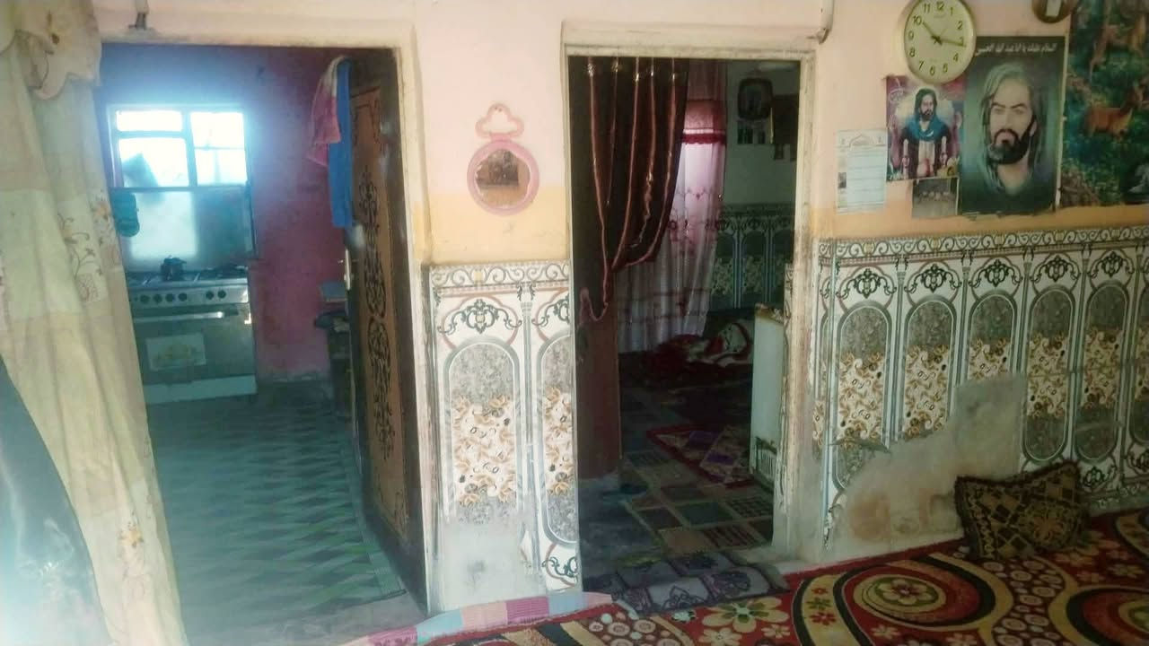 بيت للبيع بل سنيه قريه فيصل بيه معامله تطويب بيه غرفه براني مصبخ صاله صحيات خارجيه داخليه مساحه 150 تواصل تصال أو واتساب ***********
