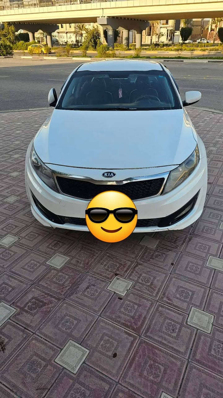 السلام عليكم 
اوبتما ٢٠١١ خليجي 
محرك ٢٤٠٠ 
رقم بغداد 
*********** حي الجهاد 
السياره مصبوغه عام مكفول من الكصه والجفيه والكلبه 
السعر ٨٧ وبيه مجال بسيط
