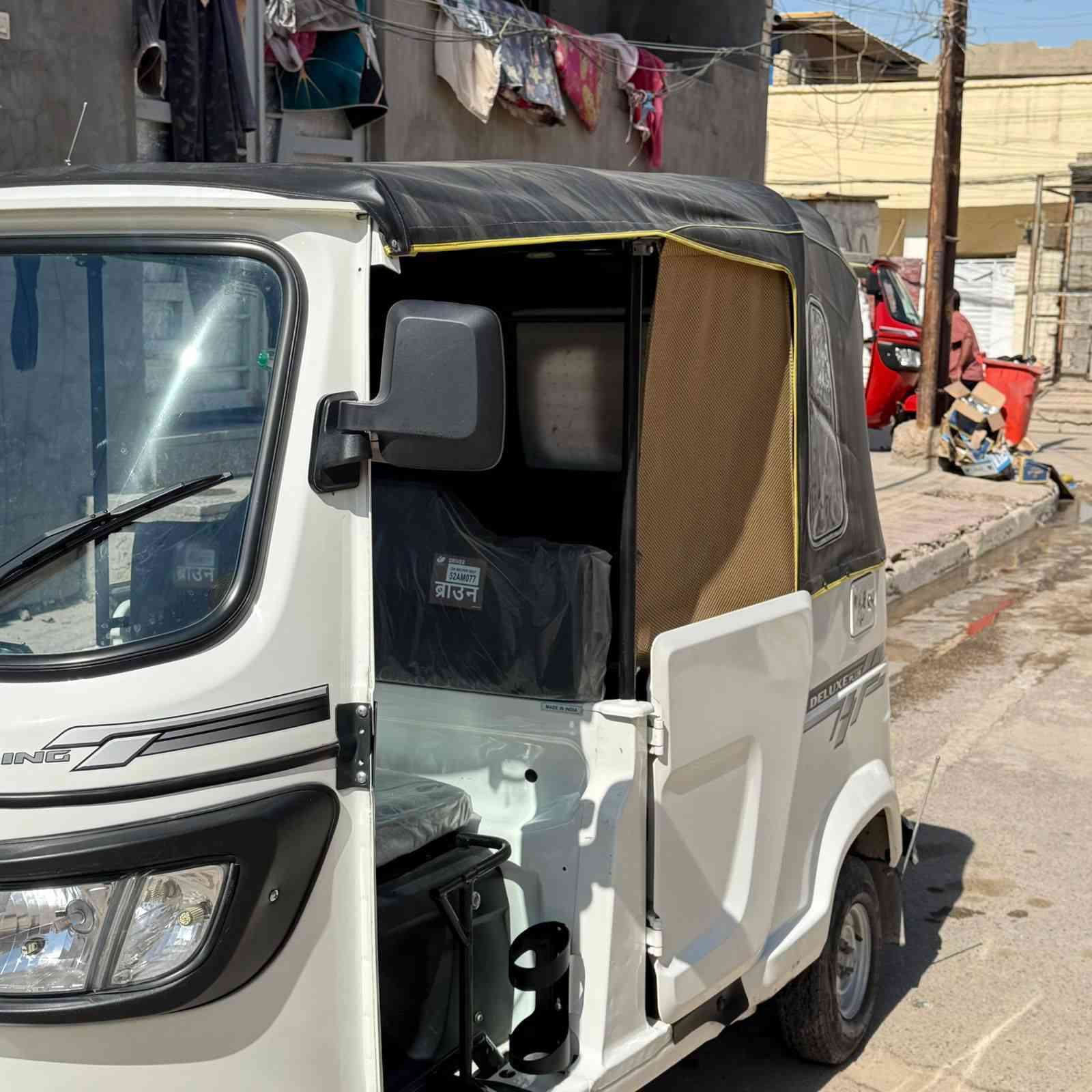 سلام عليكم TVS البيع موديل ٢٢ بعدها على واظع الشركه مكفول كفاله عامه السعر ٩ونص قفل صار  ست أشهر من اخذت من الشركه رقم موبايلي *********** متواجد ساعه ١٢ الظهر إلى الساعه ٤العصر

