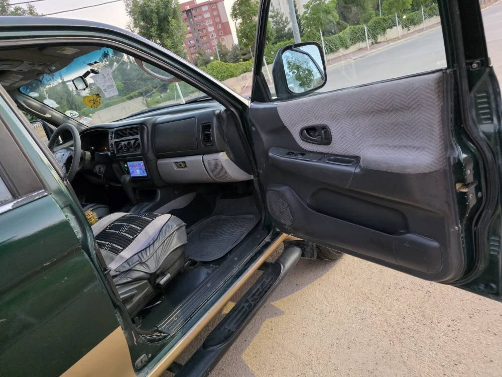 مسيوبوشي مونتيرومؤديل 2000ته حويلي ئه سلي 
كيرئؤتؤماتيك مه كينه بيلاد شه ش بستؤن ته بريد ساردؤكه رمي ABS
***********
***********
جؤارجام كاره با ئاؤينه كاره با مه ركه زي كؤنترؤل ده بل ئيرباك جؤارتايه ؤيلي تازه كيرؤمه كينه وكشت كياني به شه رتي فيتر بئ ده عمؤ بئ ليدرانه هيجي بيؤه نيه سه نه ؤي به سه رجؤه به شه رتي ته حؤيلؤ خرامه ؤ ؤه كاله تي به شه رت نرخ (46)كه لاؤ كه ميك مؤعامه له له سليمانيم به س بؤ فرؤشتنه كؤرينه ؤه ناكه م 
***********
*********** السليمانية, العراق
