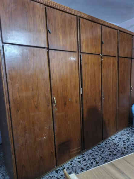 كنتور للبيع ست بوب وملحق احطاطه مو سوگي ثقيل كلش  يرادله تلحيضات بسيطه جدا سعره ١٥٠ وبيه مجال مكانه بغداد ابوغريب ***********///***********
