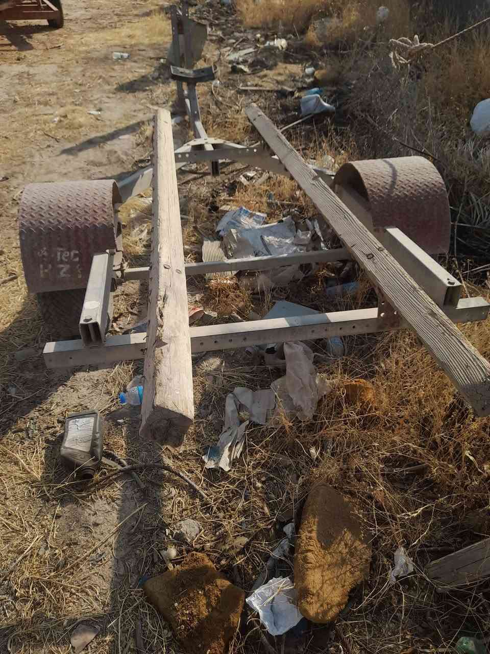السلام عليكم
عربانه شركة
ترهم جدسكي وزورق
ينرادلها تايرات
السعر ٣٥٠ الف
رقم الموبايل
***********
