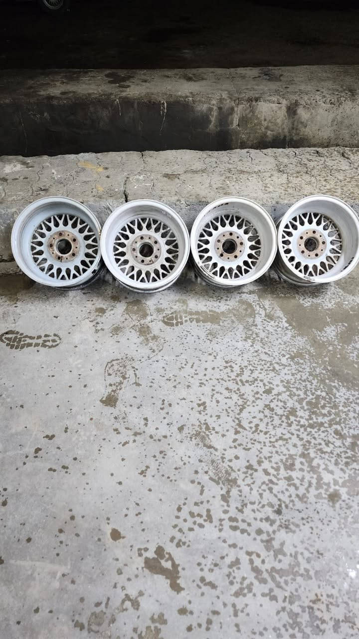 السلام عليكم ويل خليه للبيع بلادي بدون صبغ السعر 375 العنوان بغداد السيديه ***********
