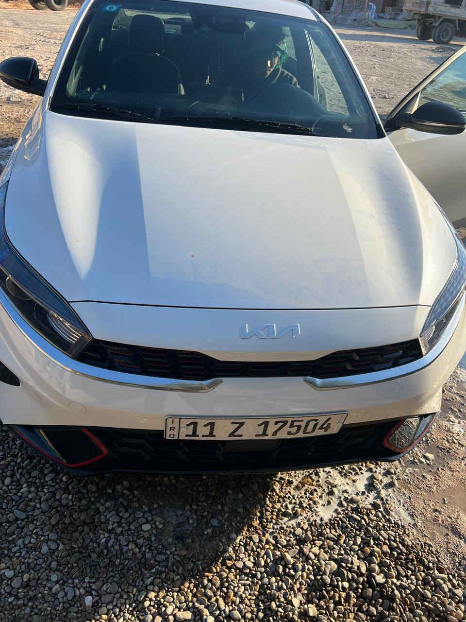 فورتي جتي لاين ابيض رقم بغداد بسمي ماشيه 21 بدون ايرباك بجم كبس حادثها قبق صندوق صبغ بيع فقط مكاني بغداد السيديه السعر165 موبايل ***********
