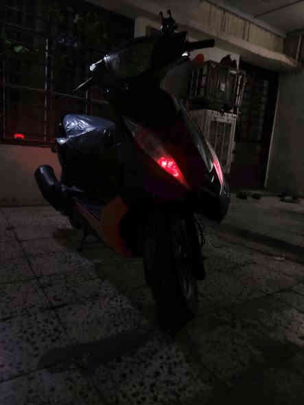 سلام عليكم جيتي ار ماشيه ١٨ كلش نضيفه رمبه مال جناي مكان حي العامل السعر مليون او ١٠٠ لمو شراي لي علق رقمي ***********
