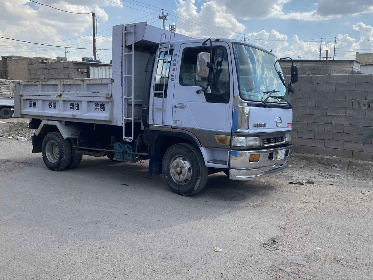 للبيع هينو انكر قلاب بلادي موديل 95مكفول تحويل مباشر  رقم مثنى مشروع وطني للاستفسار الاتصال على الرقم 
***********
