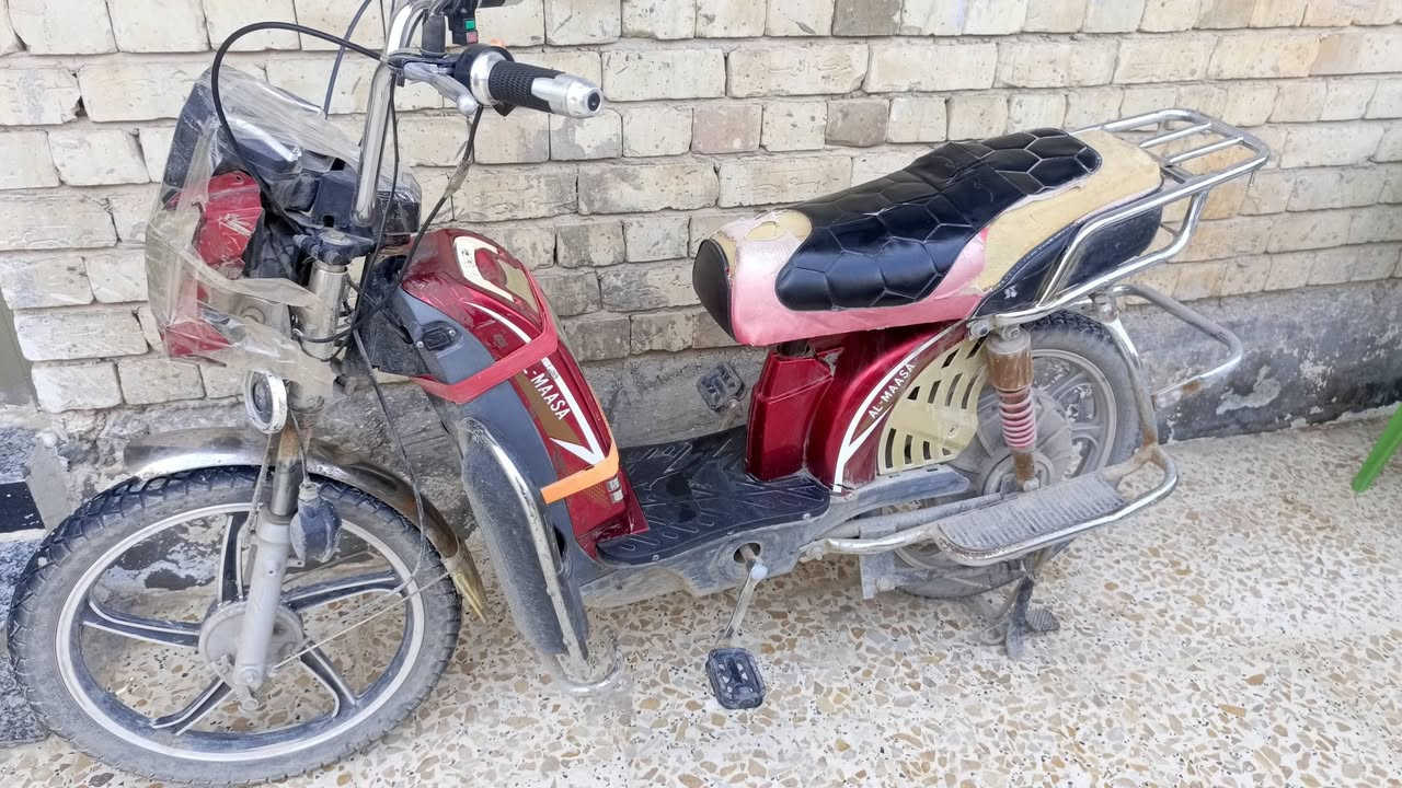 السلام عليكم دراجة للبيع 
موضح بلصورة رايده ب٢٠٠ الف للاستفسار راسلني


**إذا كنت صاحب هذا الإعلان وتريد حذفه لأي سبب، رجاءا أرسل رسالة إلى الدعم الفني**