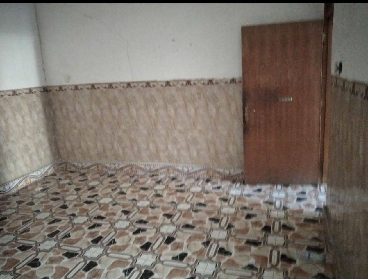 السلام عليكم مكتب عقارات الشمس  مقابيل المستشفى التركي !!!
                         بإدارة ((أحمد الگريطي))
                    
    ☎️***********
                        ☎️***********

🏠مشتمل للايجار طابق ثاني مساحه ١٠٠م طابق ارضي بناء حديث يحتوي على غرفه وصاله ومطبخ ومجمع صحيات وطارمه

⁦^⁠_⁠_⁠_⁠_⁠_⁠_⁠_⁠_⁠_⁠^⁩⁦(⁠◍⁠•⁠ᴗ⁠•⁠◍⁠)⁩⁦(⁠◍⁠•⁠ᴗ⁠•⁠◍⁠)⁩⁦^⁠_⁠_⁠_⁠_⁠_⁠_⁠_⁠_⁠_⁠^⁩

🌏الموقع شارع 80 قرب مسجد الرحمن

⁦^⁠_⁠_⁠_⁠_⁠_⁠_⁠_⁠_⁠_⁠^⁩⁦(⁠◍⁠•⁠ᴗ⁠•⁠◍⁠)⁩⁦(⁠◍⁠•⁠ᴗ⁠•⁠◍⁠)⁩⁦^⁠_⁠_⁠_⁠_⁠_⁠_⁠_⁠_⁠_⁠^⁩

💰💸قيمه الايجار 200
