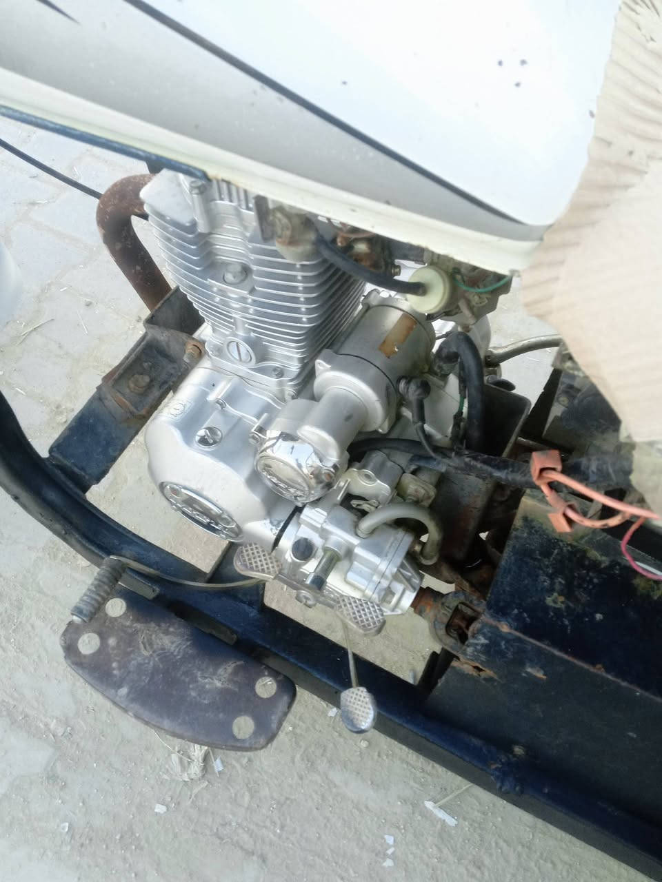 ستوته البيع مديل 2009رقم اسود  وسنويه ابيع مكاتبه  محرك  25بل جيس جديد وتايرات اوياله جدد  ستوته عوزه بس باتري تجي وتفحص شوفت عينك الشراي يتصل***********
