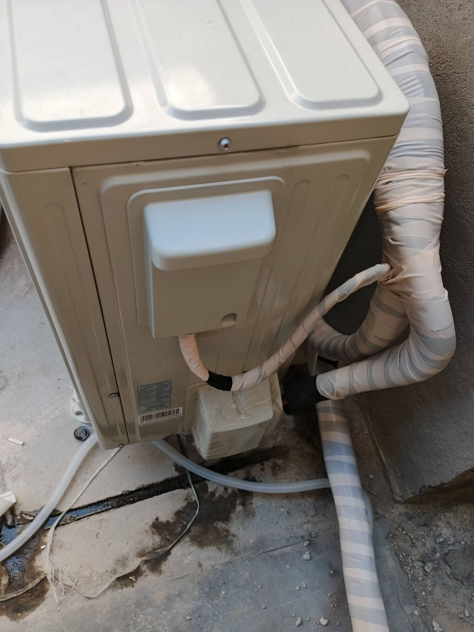 تم تنصيب سبلت الوادي 2 طن كنتوري 
في منطقة حي اور   ***********5

متواجد واتساب
