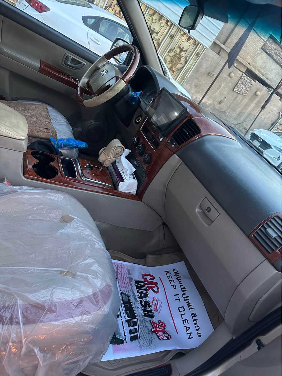 سورنتو 2008 خليجي
لون سلفر
دهوك بأسمي 
سنوية ٢٠٣٠ 
6 سلندر 
كير محرك صدر مكفول 
تخم تاير جديد
تدفئة تبريد 
شاشة + كامره 
لايتات عالي ناصي بلوجكتر كله زنون 
باب الصدر بي ضربه وراجع ع البارد فقط سونر موجود 
السعر ٩٥ وبيها مجال 
مكاني بغداد / بغداد الجديده 
رقم الهاتف *********** بغداد, العراق
